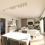 Appartement In Het Zoute With Sea Views *