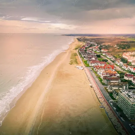 In Het Zoute With Sea Views * Knokke-Heist